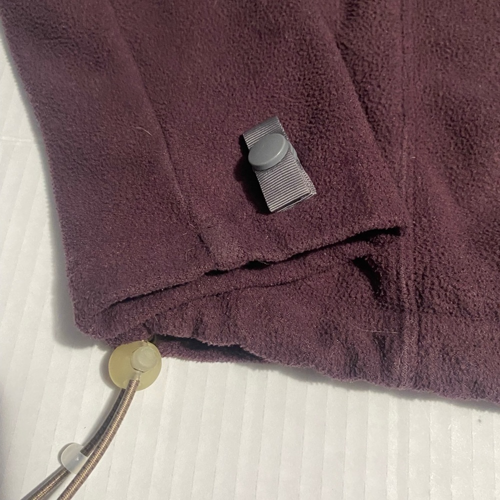 The North Face Purple Ski Jacket with Fleece Material and High Collar - Picture 9 of 15
